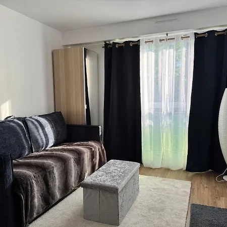 Studio In Paris For 2 People *